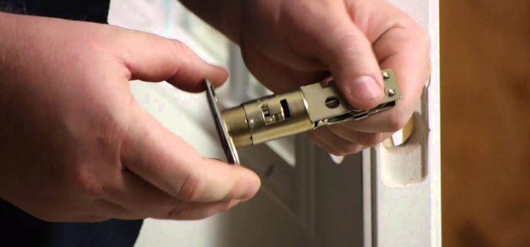 Front door lock repair in Glendale
